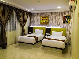 Louis Hotel