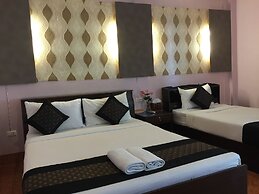 Khaolak Grand City