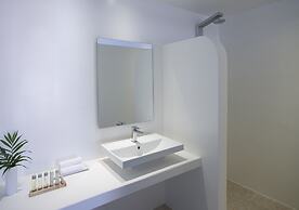 Aurora Luxury Suites
