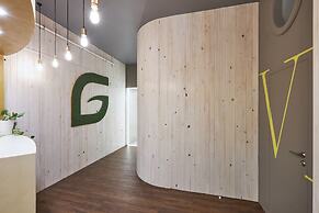 Greenfeel on Nevsky
