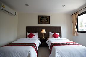 True Siam Rangnam Hotel
