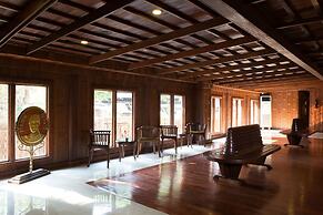 True Siam Rangnam Hotel