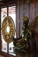 True Siam Rangnam Hotel