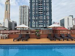 True Siam Rangnam Hotel