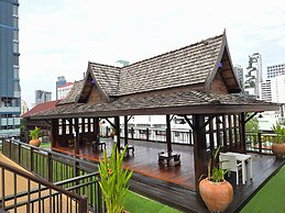 True Siam Rangnam Hotel