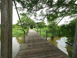 Keeree Waree Seaside Villa