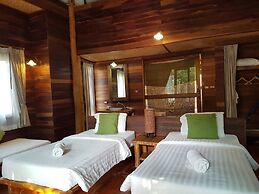 Keeree Waree Seaside Villa