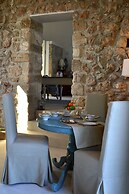Scilla Maris Charming Suites-Restaurant