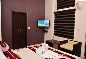 56 by Deco