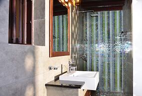 56 by Deco
