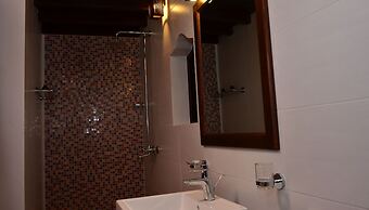 56 by Deco