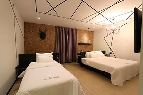 The Zenith Hotel