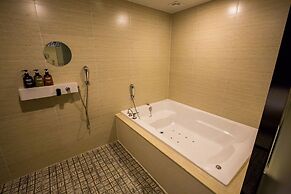 The Zenith Hotel