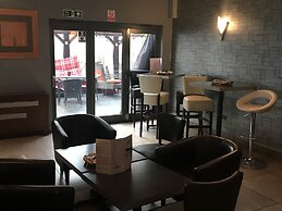 Bennetts Hotel