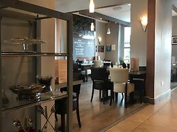 Bennetts Hotel