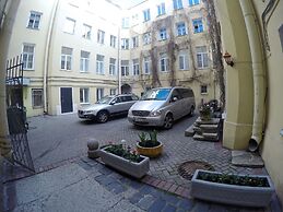 Milne Appartments