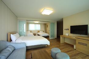 Suave Hotel