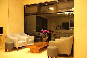 Suave Hotel