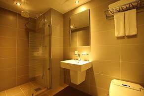 Suave Hotel