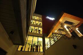 Suave Hotel