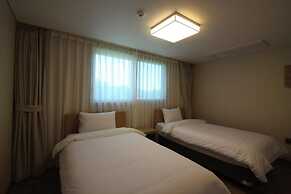 Suave Hotel
