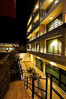 Suave Hotel