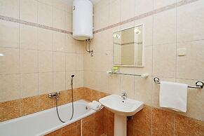 House Adrijana