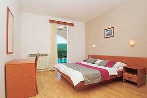 House Adrijana