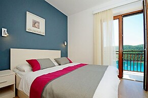 House Adrijana
