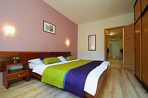 House Adrijana