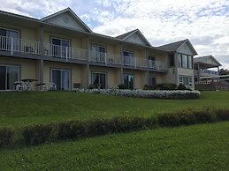 Inn at the Hilton Beach by Elevate Rooms
