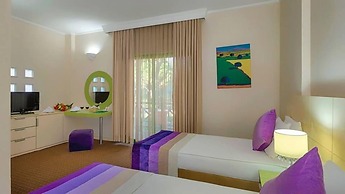 Green Max Hotel