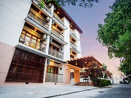 Rendezvous Classic House