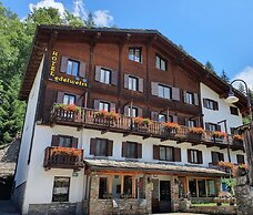 Hotel Edelweiss