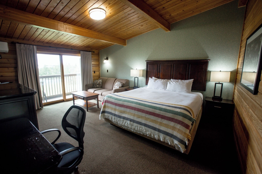 Oakwood Resort