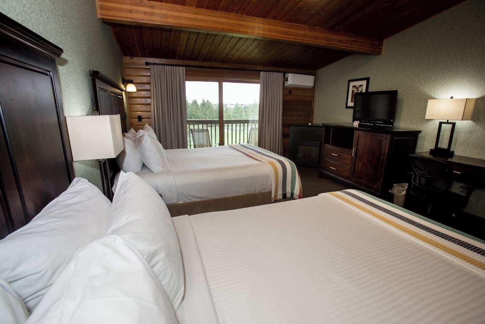 Oakwood Resort