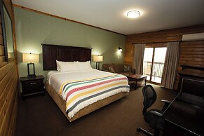 Oakwood Resort