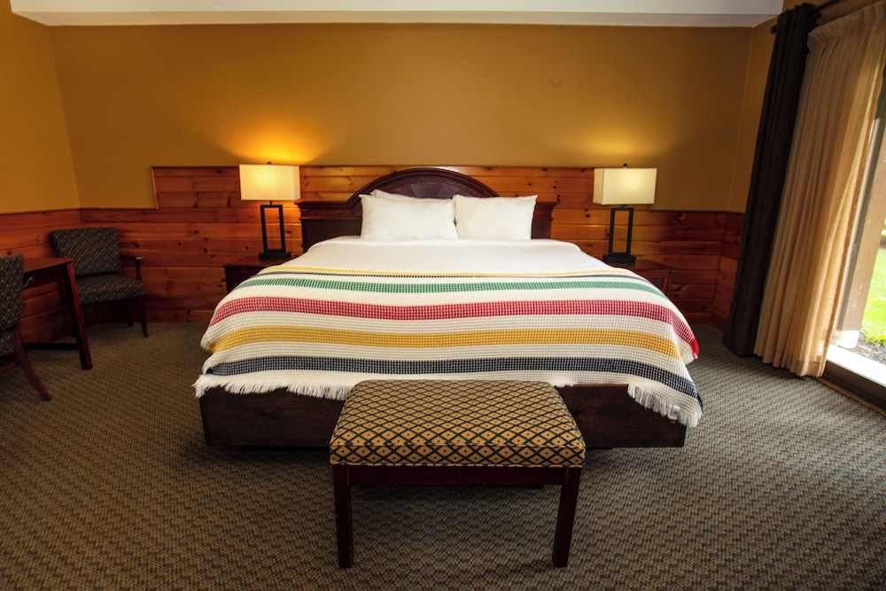 Oakwood Resort
