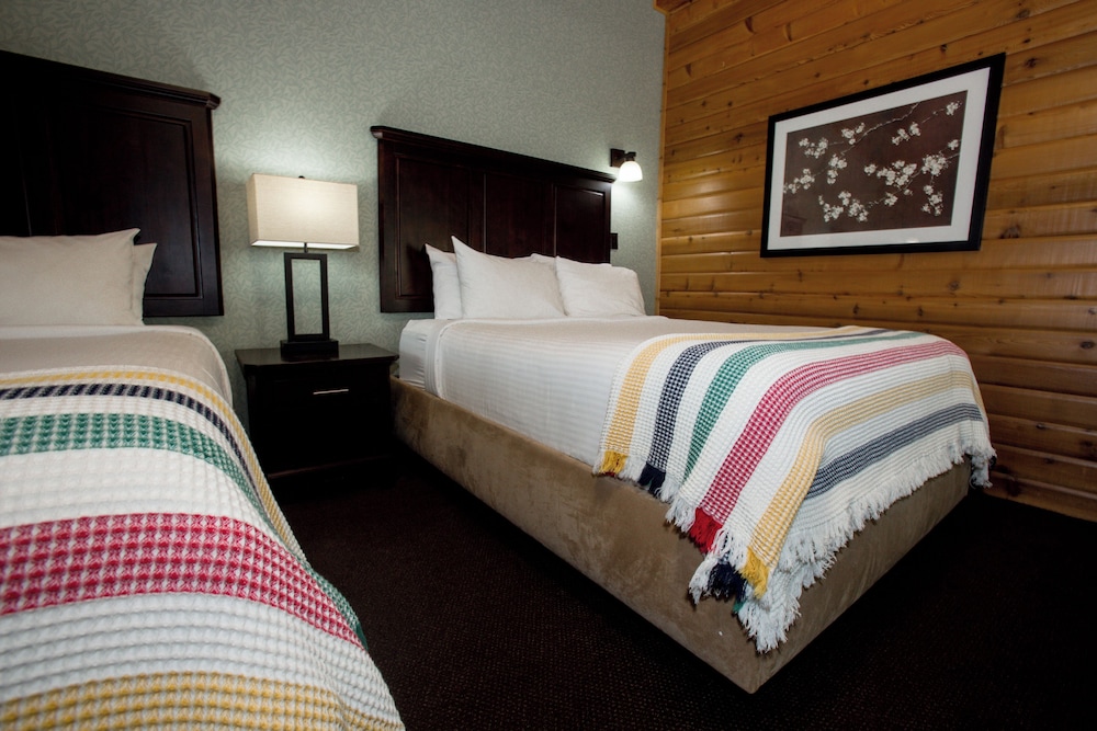 Oakwood Resort