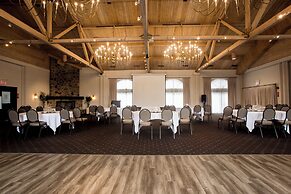 Oakwood Resort