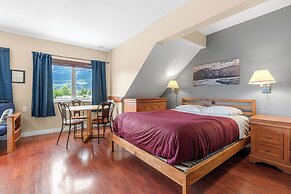 Squamish Adventure Inn