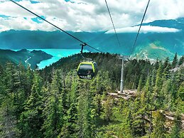 Squamish Adventure Inn