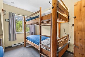 Squamish Adventure Inn