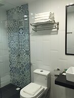 The Oikos Hotel