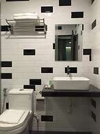 The Oikos Hotel