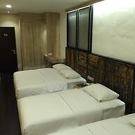 The Oikos Hotel