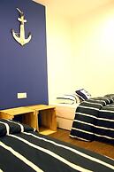 Roof Talk Theme Hostel