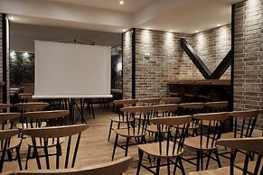 Olive Green Hotel