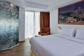 Olive Green Hotel