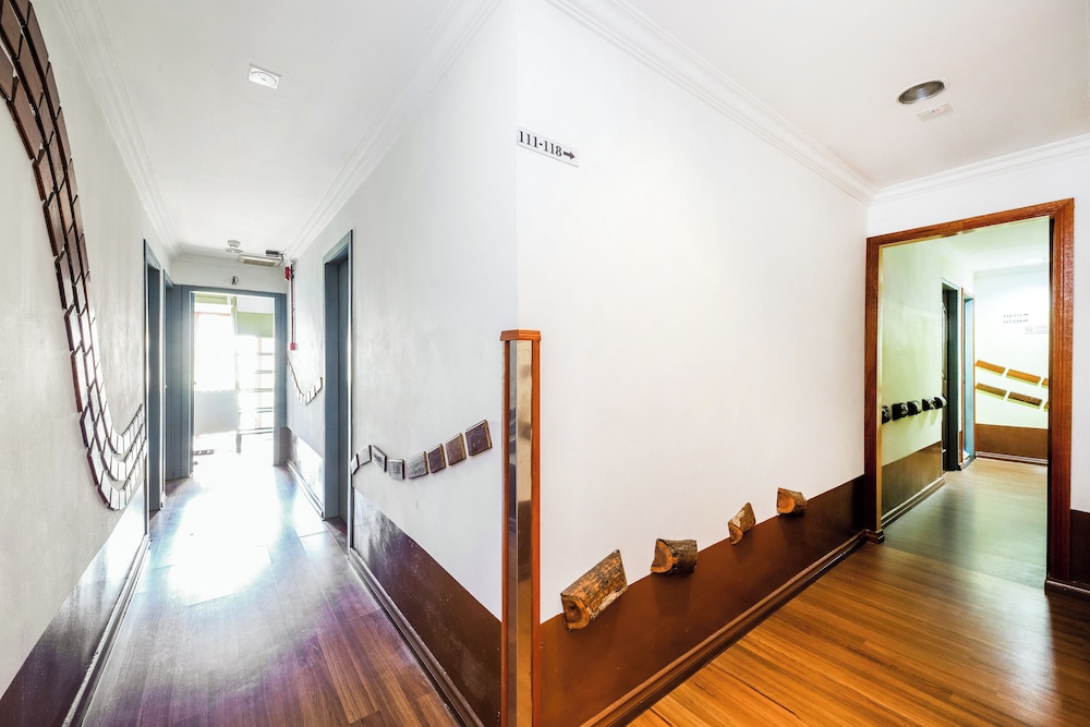 Hotel O Five 2